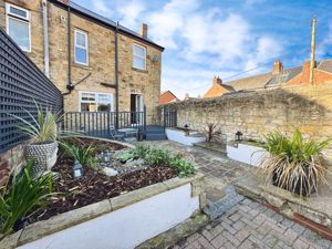 Photo 8- click for photo gallery